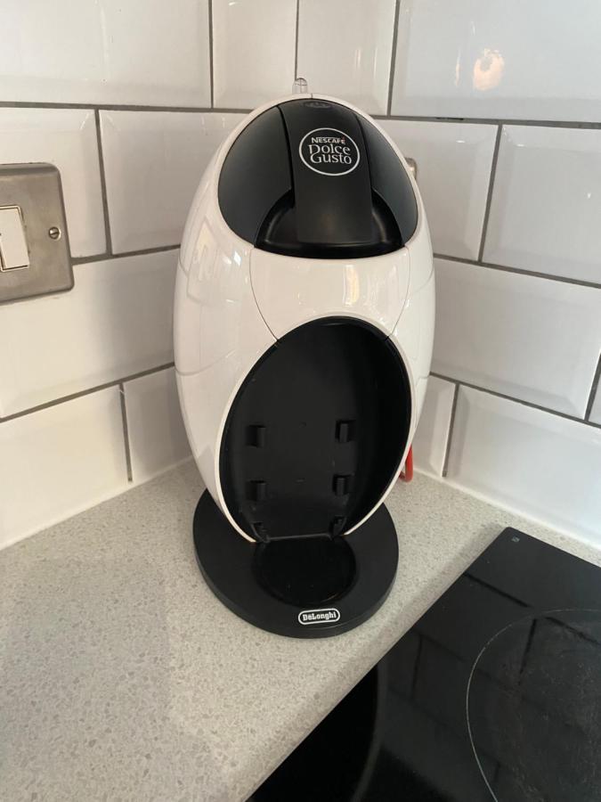 City Centre Modern Studio Apartment - Westone Free Wifi, Gym Access, Netflix Sheffield Buitenkant foto