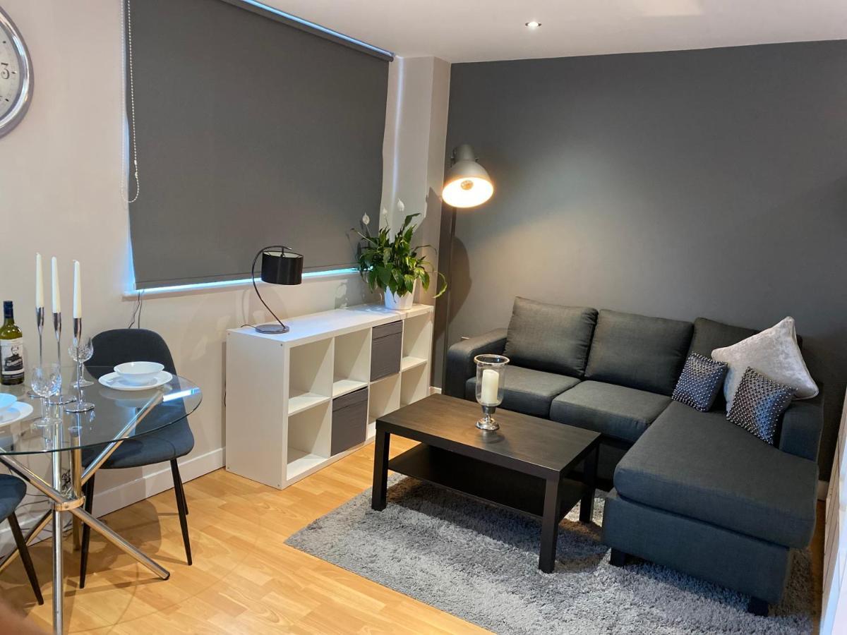 City Centre Modern Studio Apartment - Westone Free Wifi, Gym Access, Netflix Sheffield Buitenkant foto